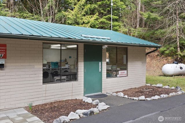 158 3 E Big River Boulevard, Deming, WA 98244