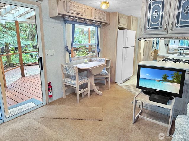 158 3 E Big River Boulevard, Deming, WA 98244