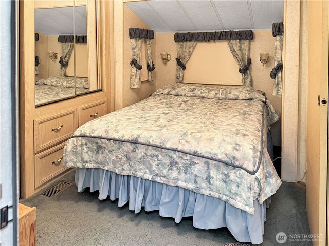 158 3 E Big River Boulevard, Deming, WA 98244