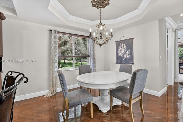 8210 Phoenician Court, Davie, FL 33328