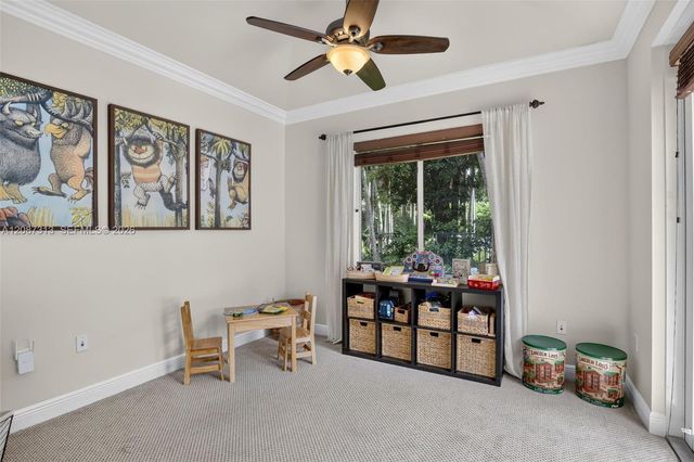 8210 Phoenician Court, Davie, FL 33328
