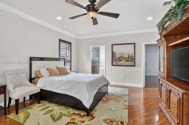 8210 Phoenician Court, Davie, FL 33328