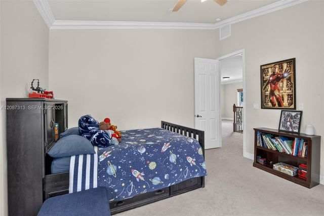 8210 Phoenician Court, Davie, FL 33328