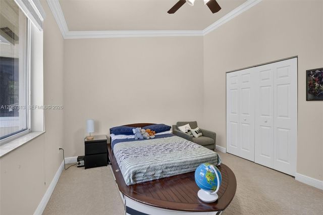 8210 Phoenician Court, Davie, FL 33328