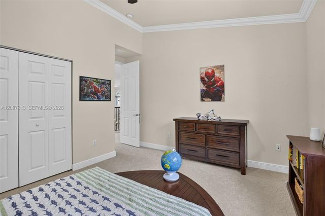 8210 Phoenician Court, Davie, FL 33328
