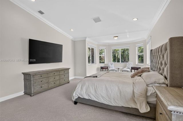 8210 Phoenician Court, Davie, FL 33328