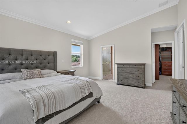 8210 Phoenician Court, Davie, FL 33328