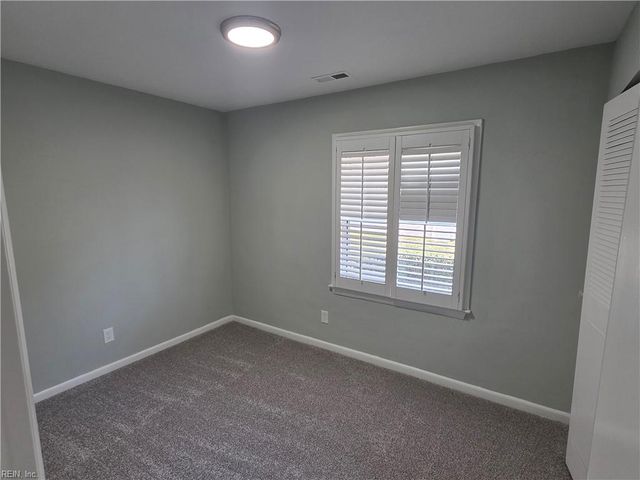 4613 Hinsdale ST, Virginia Beach, VA 23462