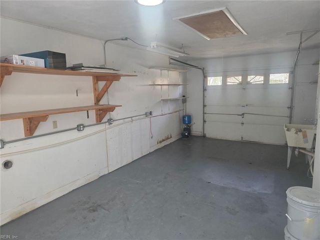 4613 Hinsdale ST, Virginia Beach, VA 23462