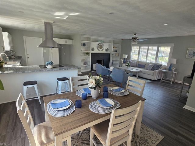 4613 Hinsdale ST, Virginia Beach, VA 23462