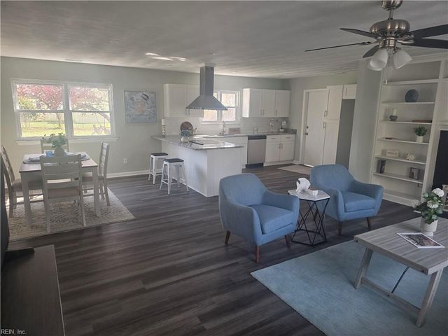 4613 Hinsdale ST, Virginia Beach, VA 23462