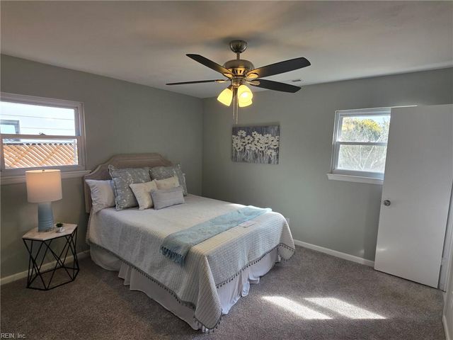 4613 Hinsdale ST, Virginia Beach, VA 23462