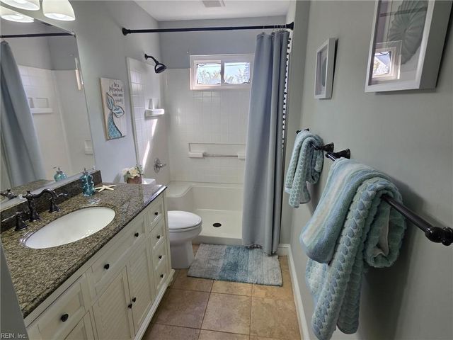 4613 Hinsdale ST, Virginia Beach, VA 23462