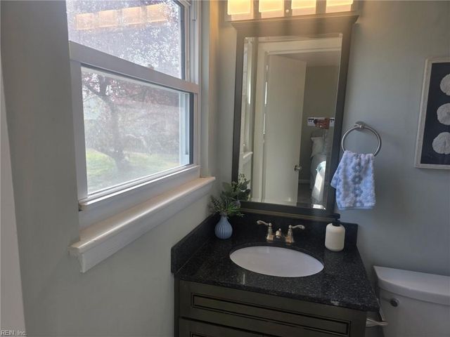 4613 Hinsdale ST, Virginia Beach, VA 23462