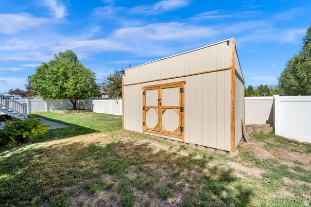 1163 S BANBURY, Syracuse, UT 84075