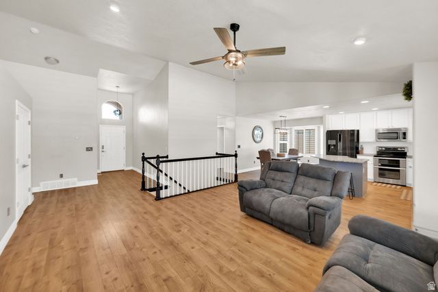 1163 S BANBURY, Syracuse, UT 84075