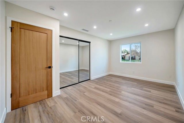 24250 Friar Street, Woodland Hills (los Angeles), CA 91367