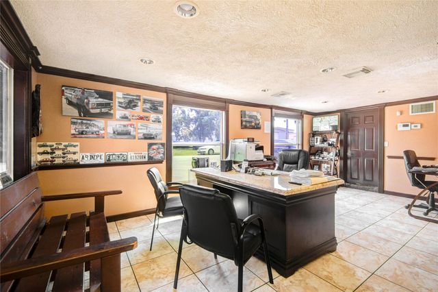 1912 Houston Boulevard, South Houston, TX 77587