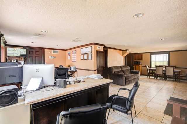 1912 Houston Boulevard, South Houston, TX 77587