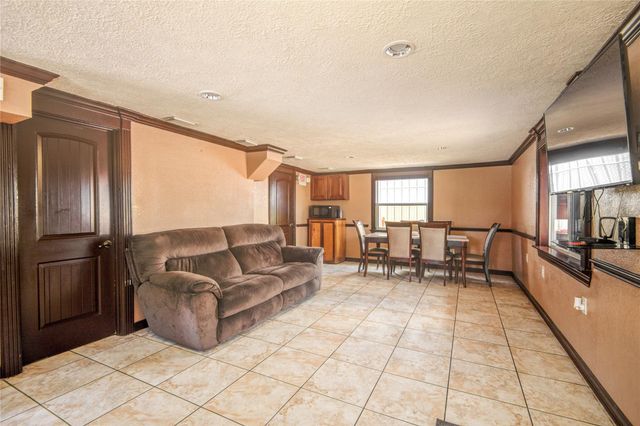 1912 Houston Boulevard, South Houston, TX 77587