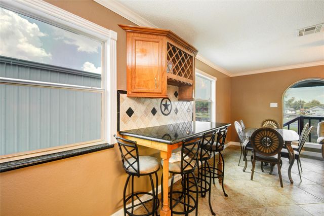 1912 Houston Boulevard, South Houston, TX 77587