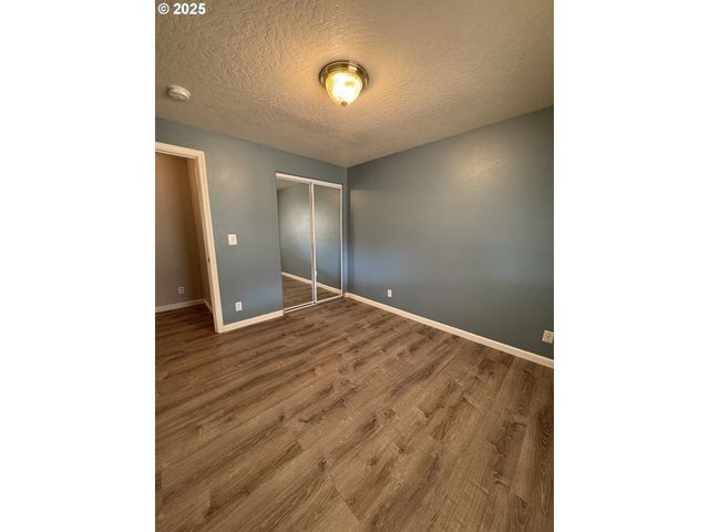 1255 S 13TH St, Cottage Grove, OR 97424