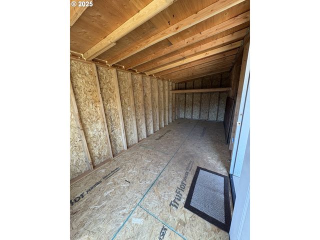 1255 S 13TH St, Cottage Grove, OR 97424