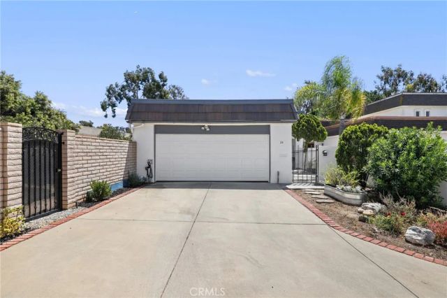 24 Rockrose Way, Irvine, CA 92612
