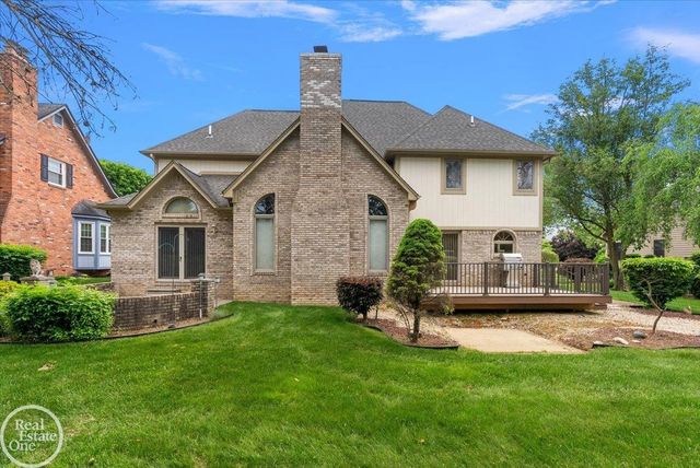 56688 Portsmouth Court, Shelby Twp, MI 48316