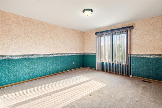 56688 Portsmouth Court, Shelby Twp, MI 48316
