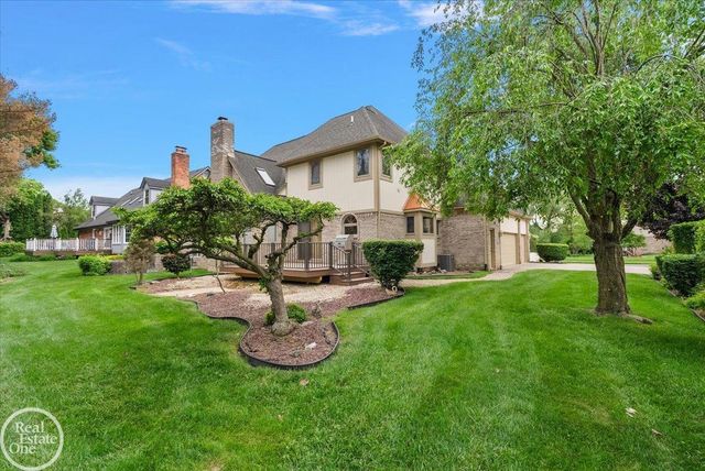 56688 Portsmouth Court, Shelby Twp, MI 48316