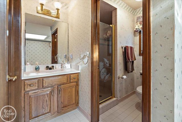 56688 Portsmouth Court, Shelby Twp, MI 48316