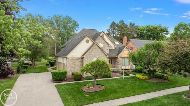 56688 Portsmouth Court, Shelby Twp, MI 48316