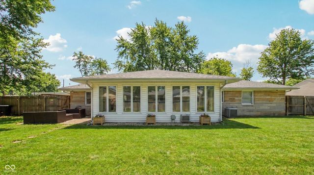 122 Prairie Parkway, Brownsburg, IN 46112