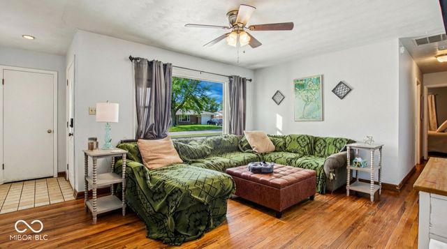 122 Prairie Parkway, Brownsburg, IN 46112