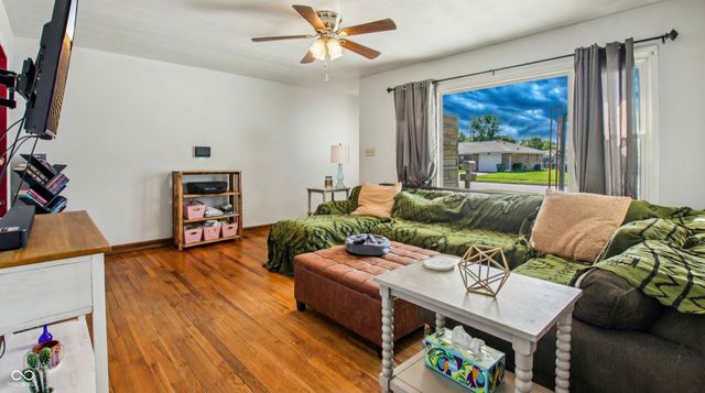 122 Prairie Parkway, Brownsburg, IN 46112