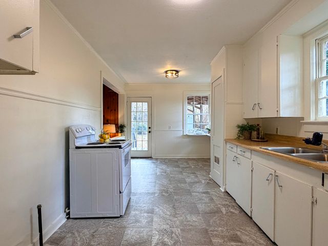 1720 1st Terrace, Hattiesburg, MS 39401