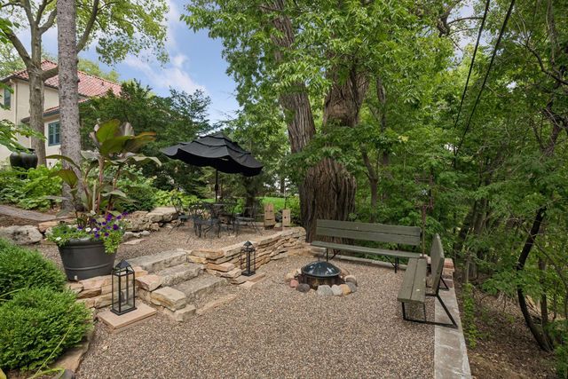 2825 Brookwood Terrace, Minneapolis, MN 55410
