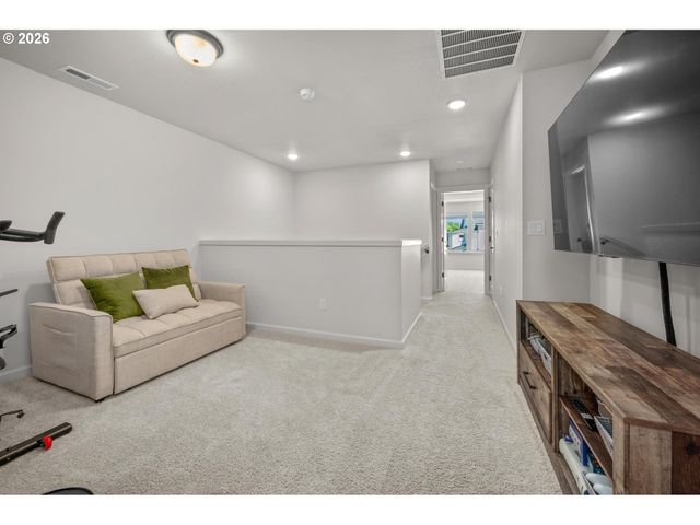 908 ROSEBUD Ct, Forest Grove, OR 97116