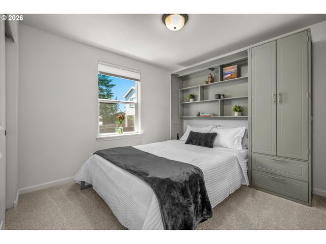 908 ROSEBUD Ct, Forest Grove, OR 97116