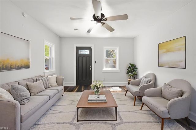 1713 Bay AVE, Hampton, VA 23661