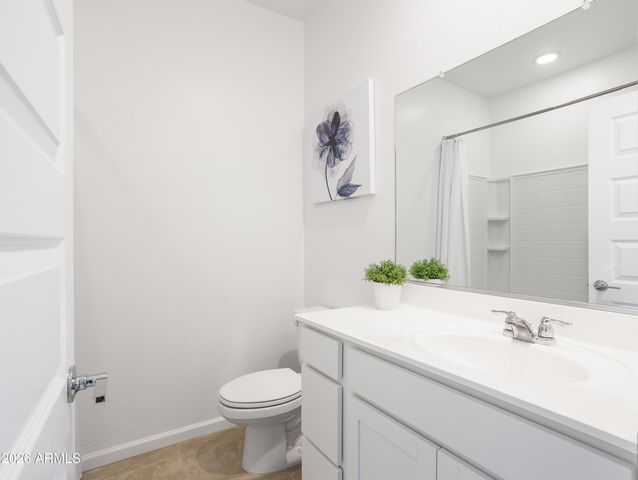 15557 W KENDALL Street, Goodyear, AZ 85338