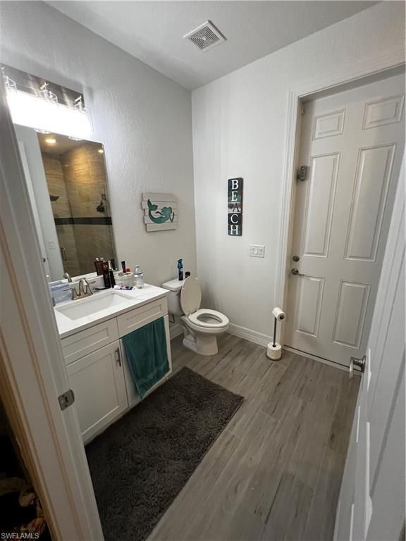 Image 9 of property listing at 2802 NW 14th TER, Cape Coral, FL 33993