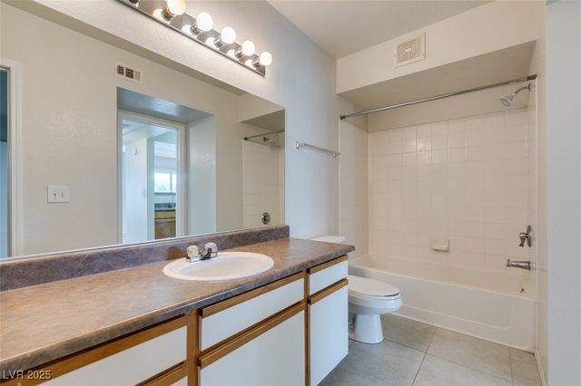 6650 West Warm Springs Road 2118, Las Vegas, NV 89118