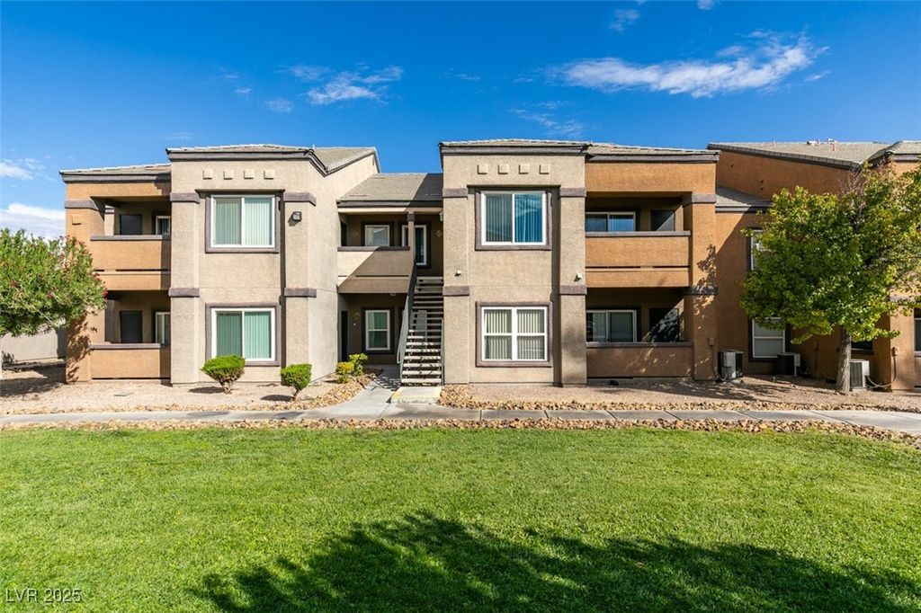 6650 West Warm Springs Road 2118, Las Vegas, NV 89118