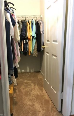 525 Chanticlar CT, Newport News, VA 23608