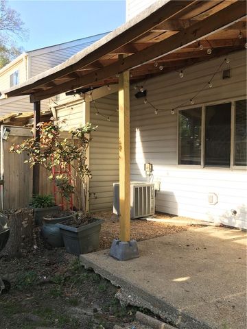 525 Chanticlar CT, Newport News, VA 23608