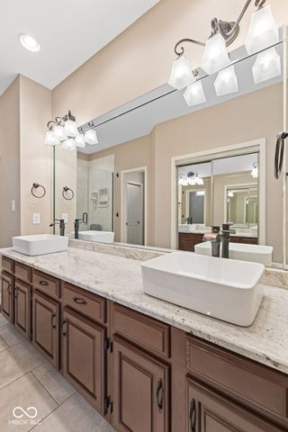 1638 Foxmere Way, Greenwood, IN 46142