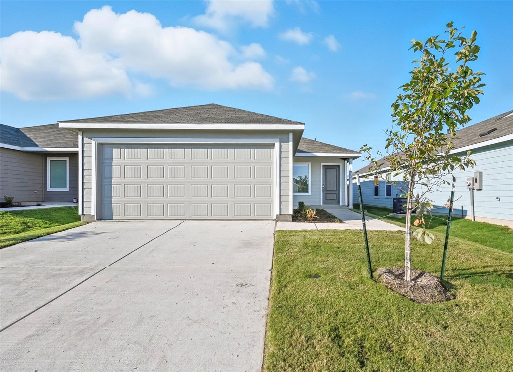 1013 Raintree Road, Princeton, TX 75407
