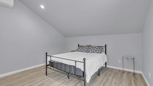 85 Nm 333 NE, Albuquerque, NM 87123